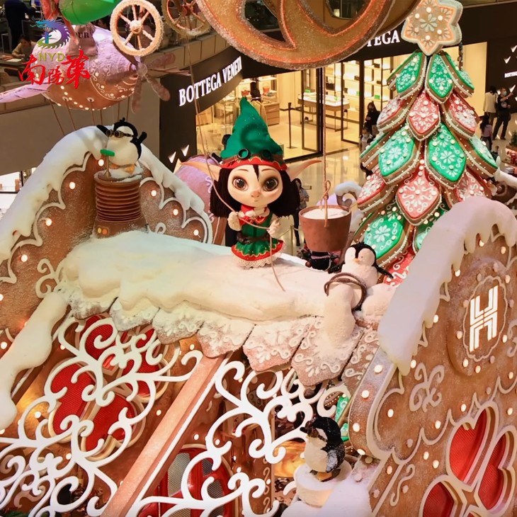 Mall Christmas Decorations